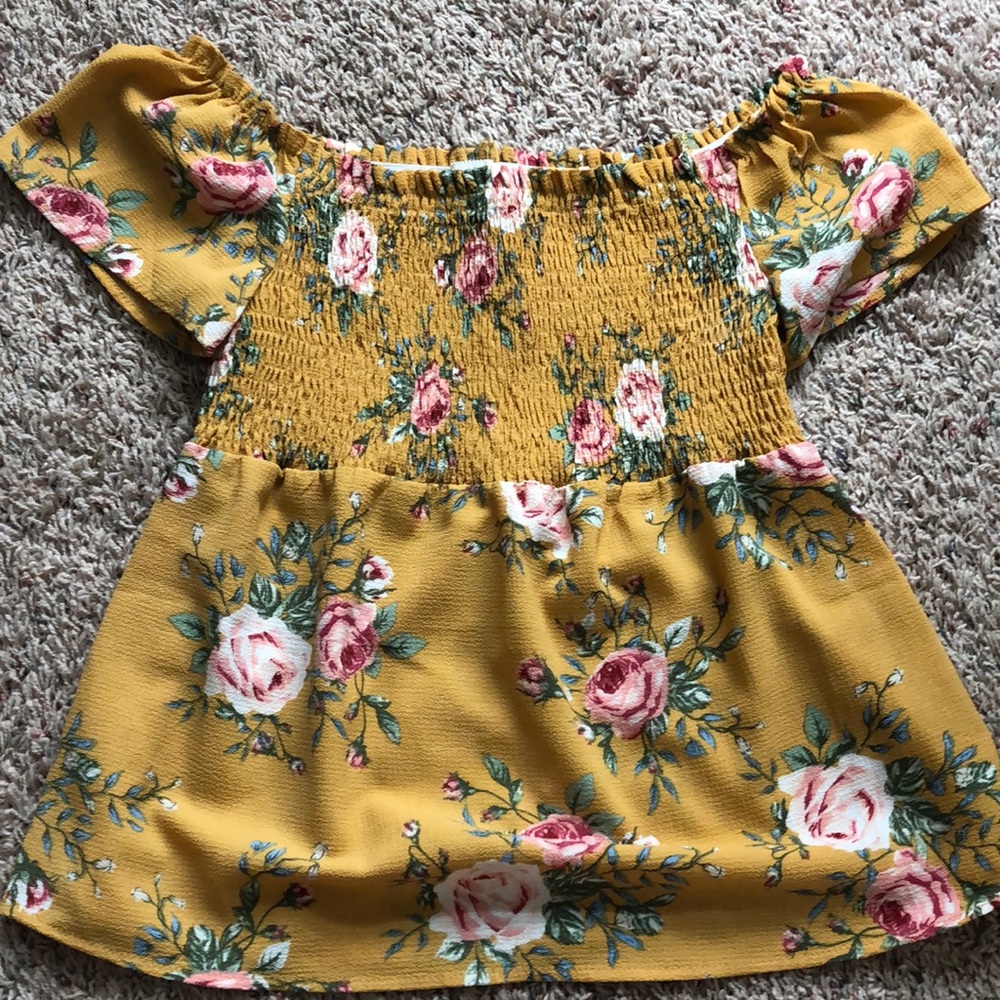 Off the shoulder yellow floral top-only worn once